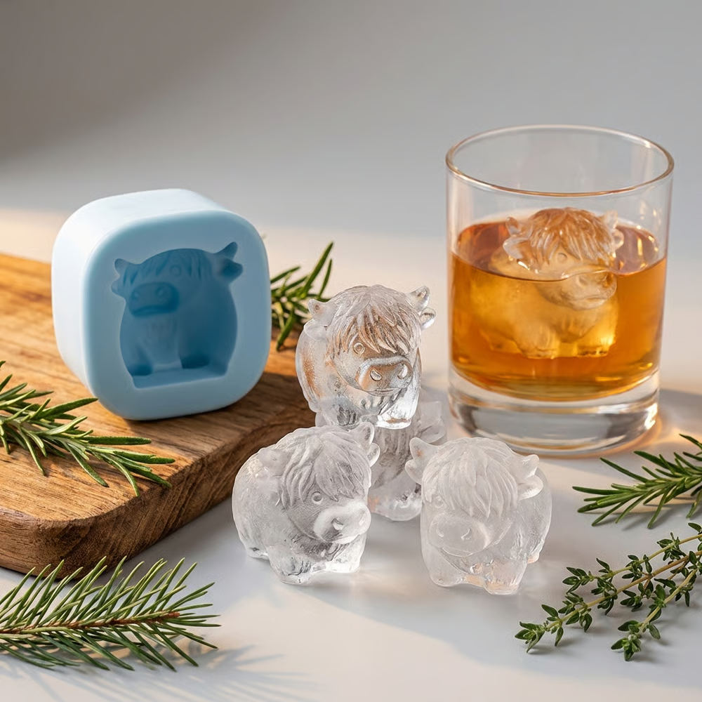 🐮 Isform mini Highland-ko – Söta 3D-isar till drinkar, fester & presenter